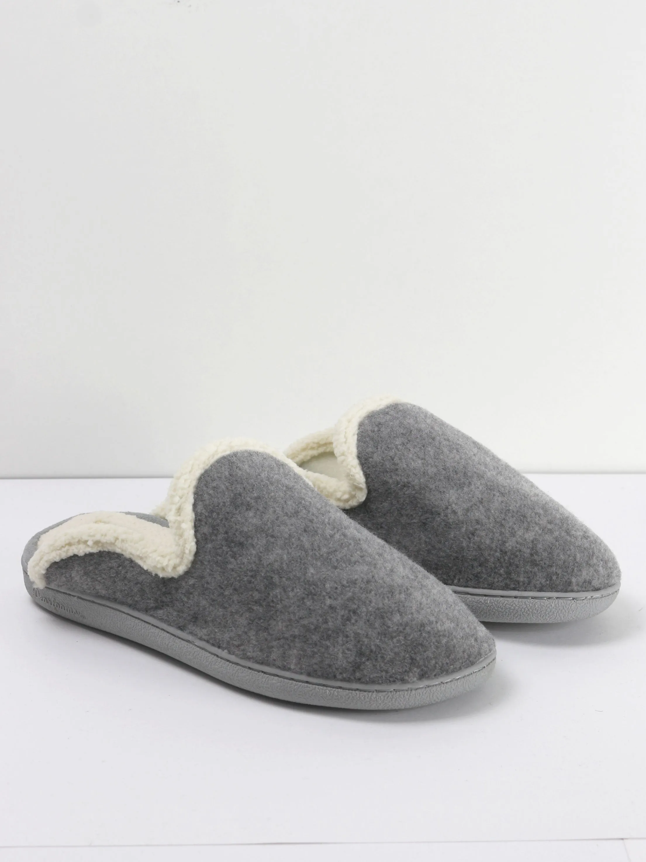 Great Slippers Women's Wool Inside Plain Slippers,Grey