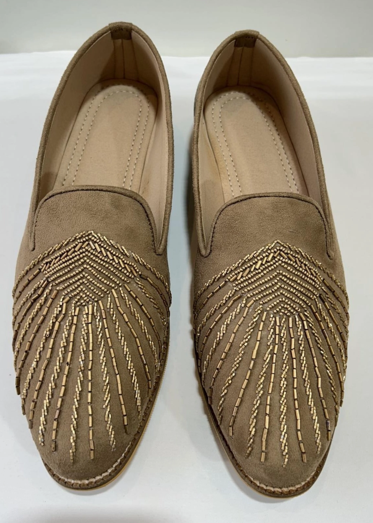 ANTIQUE GOLDEN SUEDE CUTDANA SHOES FOR MEN Gravis Loafers